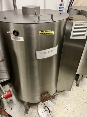 2013 Savage Brothers 0972-60 Chocolate Melters | Envoy Equipment LLC (2)