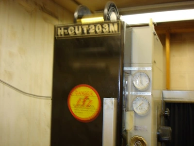 USED 1989 HITACHI H-CUT203M