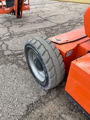 USED 2017 JLG E450AJ