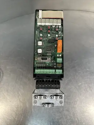 USED Danfoss DANFOSS 195N1030 VLT2811 380-480V