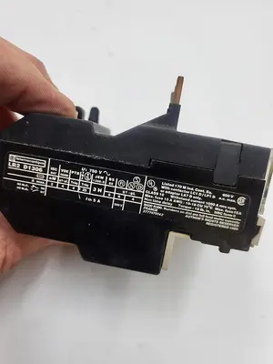 Used TELEMECANIQUE TELEMECANIQUE LR2 D1306 SOLID STATE OVERLOAD RELAY Relays & Switches | ND Industrial Surplus #1217294