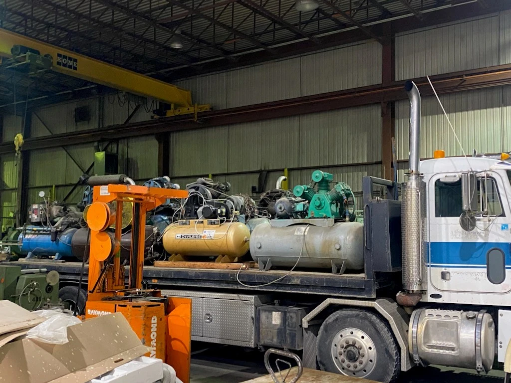 Used Various Various Air Compressors (Misc) Quebec CA | Machineco #1256438