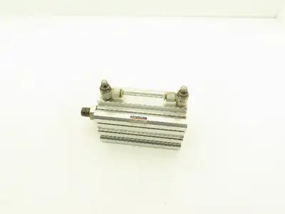 SMC CDQ2A63-100D Pneumatic Cylinder 63mm Bore 100mm Stroke 145psi Through Hole