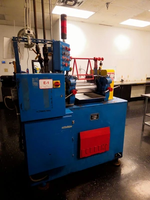 Bolling 6x13 Rubber Lab Mill