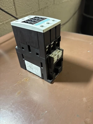 Used SIEMENS 3RT1035-3BB40 PLC Contactors Illinois US | Aucto #1322511