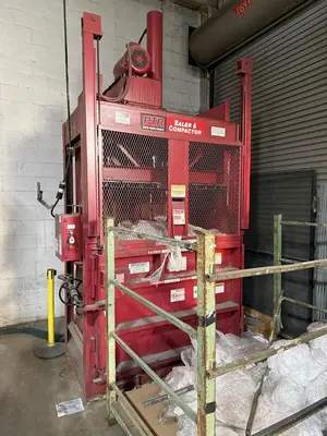 30" x 60" PTR PHILADEPHIA TRAMRAIL MODEL #2300HD VERTICAL HYRAULIC CARDBOARD BALER COMPACTOR: STOCK #23413