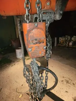 USED CM R