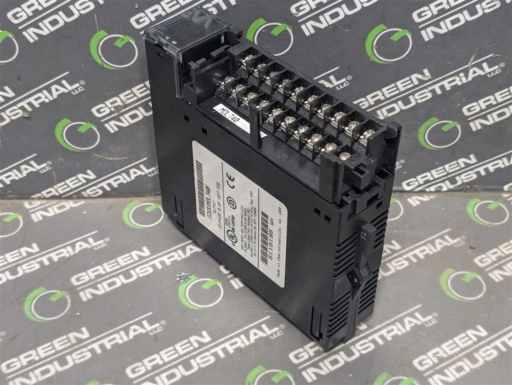 GE Fanuc IC693MDL740F 90-30 Series Digital Output Module Missing Cover Used