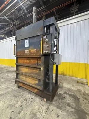 60" X 48" X 30" GENERAL HYDRAULICS DOUBLE DOOR VERTICAL HYDRAULIC BALER: STOCK #23657