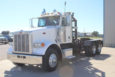 Used 2012 PETERBILT 367 Winch Trucks Texas US | Roll Off Truck World #1491877
