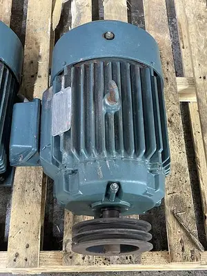 Used RELIANCE ELECTRIC RELIANCE ELECTRIC L215T, P21G3393C 10HP 3PH Misc Electrical & Power Parts | ND Industrial Surplus #1215233