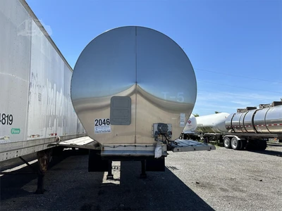 Used 1996 WALKER _UNKNOWN_ Tanker Trailers Indiana US | Lakeshore Equipment Sales #1546566