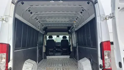2018 RAM PROMASTER 3500 WORK VANS | Platinum Group (20)