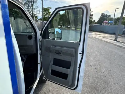 Used 2023 FORD E-350 Reefer Trucks Florida US | Truck and Van Outlet #1509231