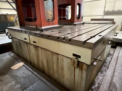 T-Slotted Floor Table