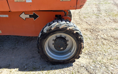 USED 2016 JLG 800S