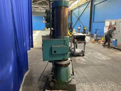 Used PONCHO 1230 Radial Drills Ohio US | HGR 24 #1539822