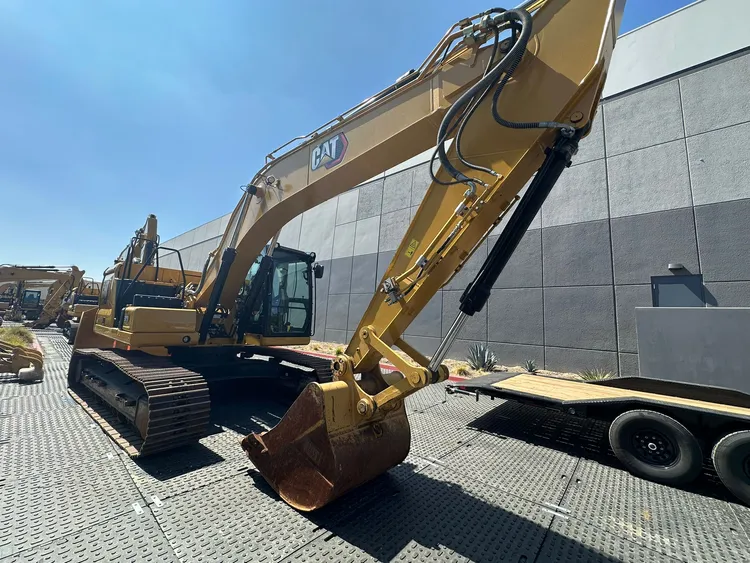 Used 2022 CATERPILLAR 323 Excavators Florida US | US Global Heavy Equipment Solutions #1411724