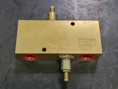 USED VICKERS CRV5-16-S-16T-60