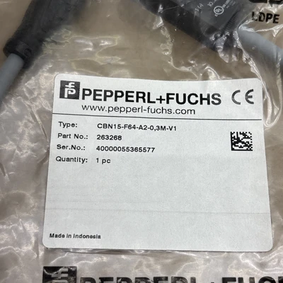 NEW Pepperl CBN15-F64-A2-0,3M-V1