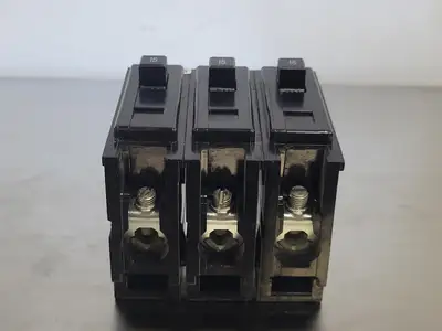 Used EATON BAB3015H Switchgears British Columbia CA | Lenmark #241971