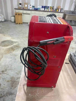 USED LINCOLN AC 225