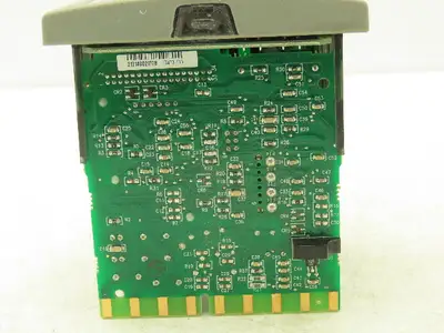 Honeywell DC2500-C0-0B00-200-00000-00-0 UDC2500 Temperature Controller Module