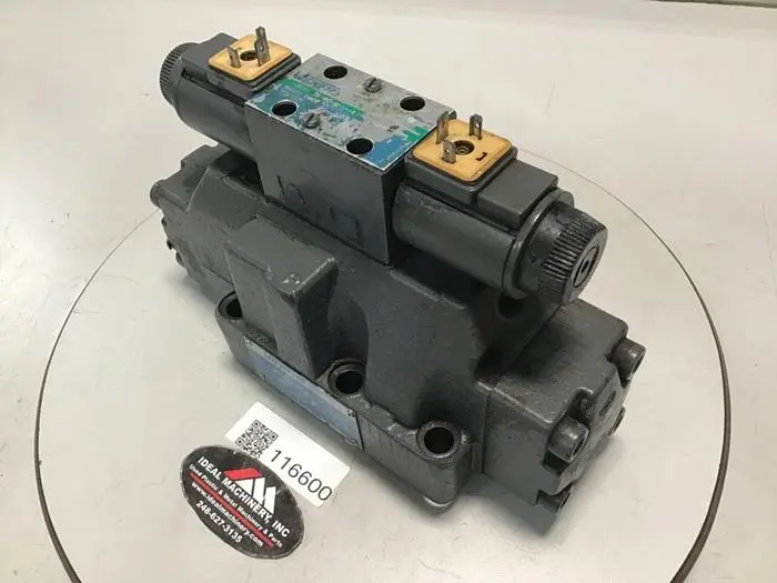 Used VICKERS DG5V8S31CE7MUHLB1310EN502 Valves/Fittings Michigan US | Ideal Machinery #605613