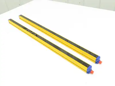 Datalogic Light Curtain Sender Receiver Set 30mm Res. 20M Range 49 Beam 750mm