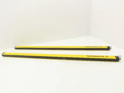 Schmersal SLC440COM-ER-0890-14 Safety Light Curtain Transmitter & Receiver Set