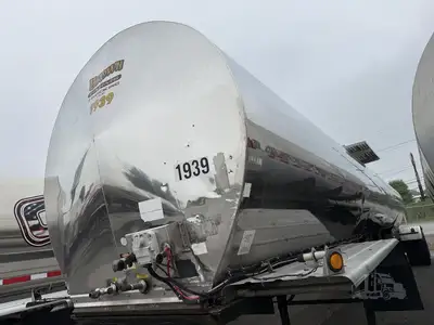 Used 2000 TREMCAR _UNKNOWN_ Tanker Trailers Indiana US | Lakeshore Equipment Sales #1546596