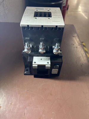 Used SIEMENS 3RT1054-6NP38-0PA5 PLC Contactors Illinois US | Aucto #1328668
