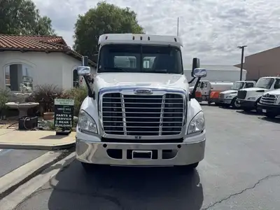 Used 2018 FRHT 12564ST Conventional trucks California US | Commerce Truck Equipment Sales #1548754