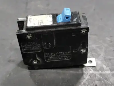 15 Amp, 1 Pole, 120/240 volts Circuit Breaker
