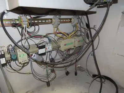 LaserLink LC4000A Plastic Chain Conveyor 18x60" 120V PLC Control Photo Eye 11FPM