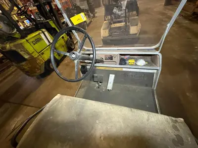 Used _UNKNOWN_ _UNKNOWN_ Golf Carts Ohio US | Myron Bowling Auctioneers Inc #1504505