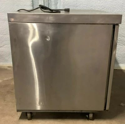 152-0071 Randell 9301AM Undercounter Glass Cooler