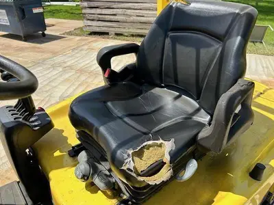 Used HYSTER E65XN-40 4-Wheel Sit down Electric Counterbalance Forklifts Illinois US | Somerset Equipment Sales #1546257