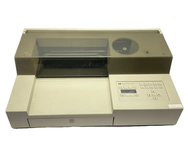 Used HP GRAPHICS PLOTTER DAMAGED SCREEN Misc Industrial Equipment | Maverick Industrial Sales #1100008