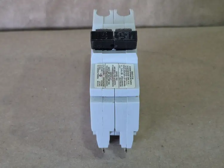 Used FEDERAL PIONEER NC215 Switchgears British Columbia CA | Lenmark #238977