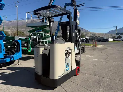 Used CROWN RC3020-30 Misc Forklifts Utah US | Global Remarketing #1285365