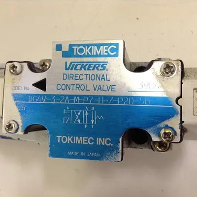 USED VICKERS DG4V32AMP7H7P2050