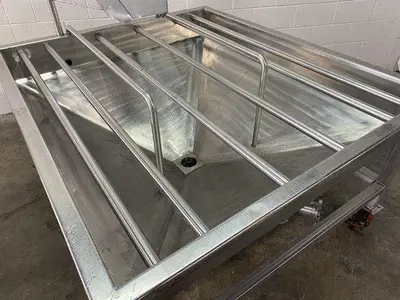 SS 150 Gallon Hopper