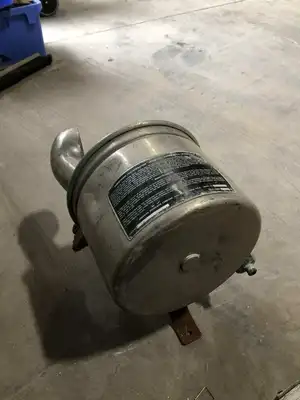 American Sterilizer Co. SS Water Still 7-1/2 GPH @ 160-180°F