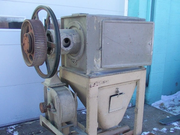 Used _UNKNOWN_ _UNKNOWN_ Mills / Grinders Minnesota US | A&I Equipment #1317878