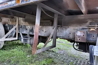 Used 1995 FREIGHTLINER FLD112 Flatbed Trucks Indiana US | Proxy Equipment #1378245