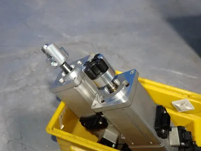 Used OMRON R88MK10030TBS2 Servo Motors | HGR 24 #730864