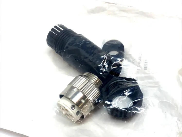 New | in-Stock AUTOMATIONDIRECT ZIPPORT 4-PIN MALE FIELD-WIREABLE CONNECTOR Connector Accessories | Maverick Industrial Sales #1101371