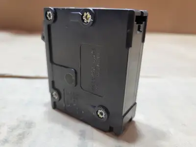 Used EATON BR120 Switchgears British Columbia CA | Lenmark #1438678