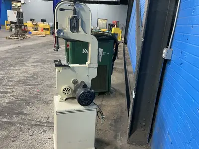 Used 2012 SHOP FOX W1706 Woodworking Vertical Band Saws Ohio US | HGR 24 #1266707